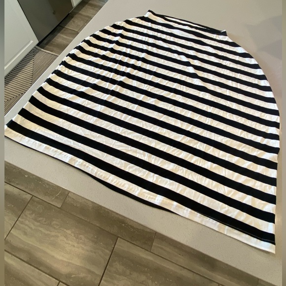 Baby cover multi use! New! - Picture 8 of 8